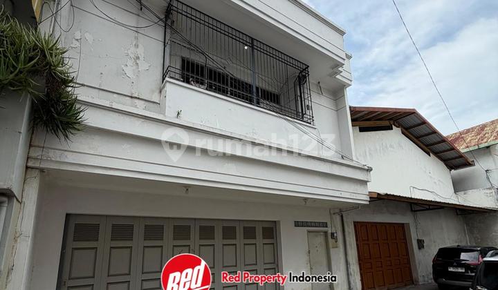 Rumah Gudang 2 Lantai, SHM, Kondisi Bagus 1