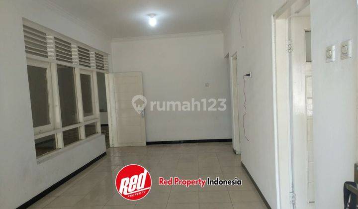 Rumah Bagus Unfurnished SHM di Jalan Puspowarno, Semarang 2