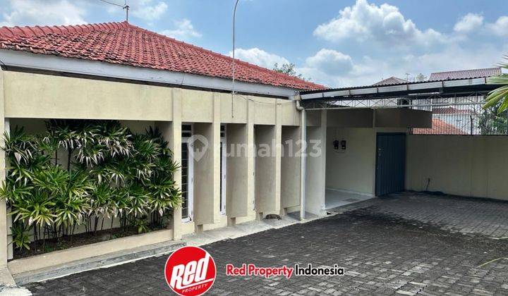 Rumah Bagus Unfurnished SHM 650 M2, Semarang 1