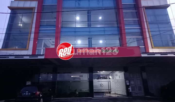 For Sale Hotel Good Condition Ready to Use 878 m2 SHM, Pekanbaru Riau