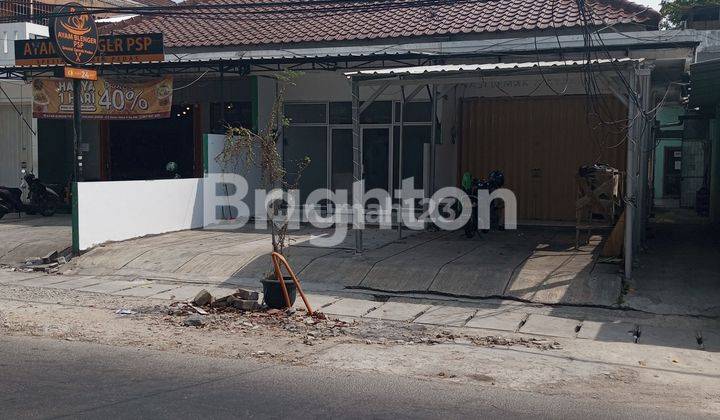 STRATEGIS RUMAH/RUKO PINGGIR JALAN TANJUNG DUREN UTARA, 4X 12 M, PARKIR DEPAN 5X 4M MUAT 4 MOBIL LEBIH, 1 KAMAR MANDI PLUS DAPUR, JALAN DEPAN 2 ARAH RAMAI 1