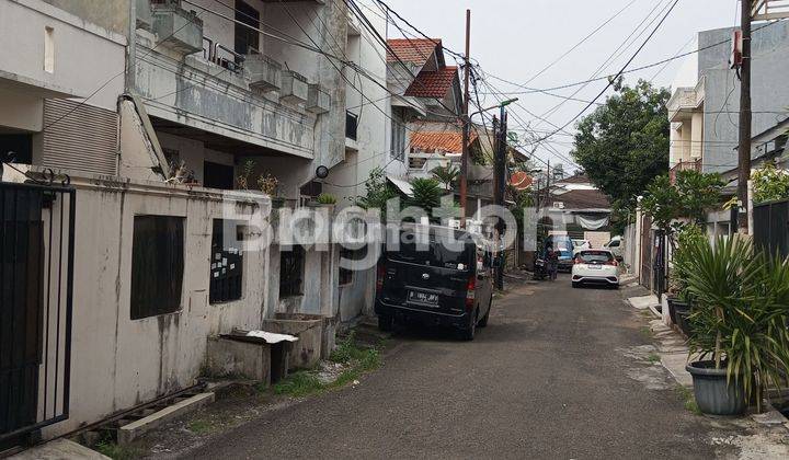 RUMAH DURI KEPA, 9 X 14M, RUANG TENGAH PLONG, CARPORT 1 MOBIL, 3 KAMAR, 1 1/3 LT, ADA RUANG JEMUR, 2 WC, ROW JALAN 2 MOBIL LEWAT, BEBAS BANJIR 2