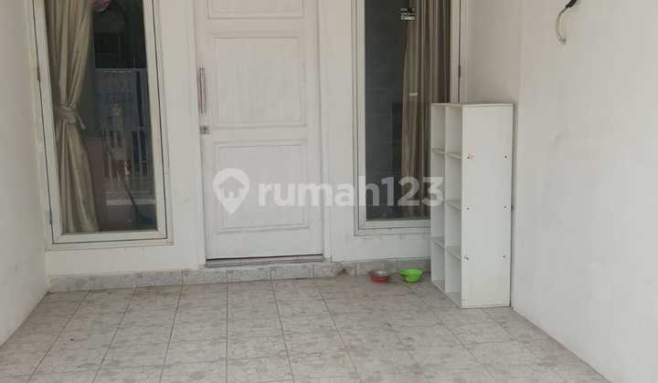 Disewakan Rumah Cantik Rapih  Berlokasi Di Duri Kepa  2