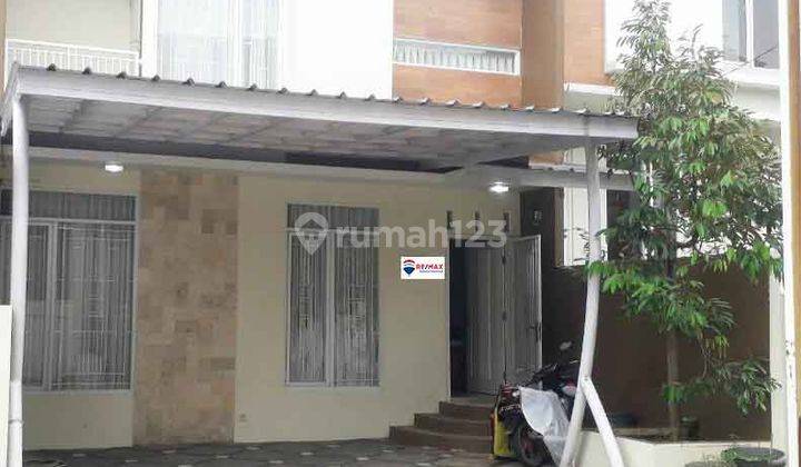 Rumah 2 Lantai 3 + 1 Kamar Tidur Di Sariwangi Bandung  1