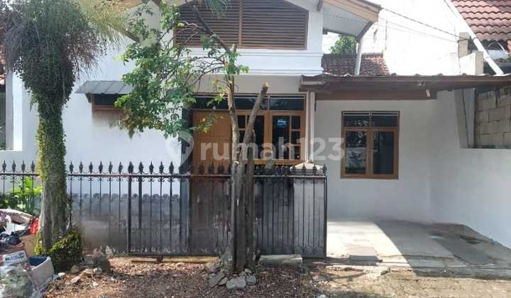 Rumah Cantik Dalam Komplek Taman Mutiara Cimahi
