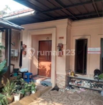 Rumah Layak Huni Satu Lantai Dijual Via Lelang Di Komplek.