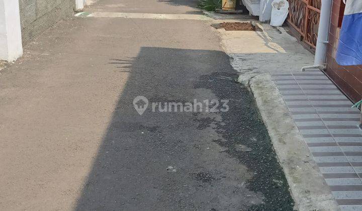 Rumah Lama Lokasi Bagus Siap Huni di Tebet Barat.Aman Bebas Bajir 2