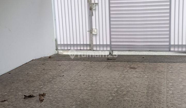 Rumah 2 lantai jalan Besar Komplek Town House di Pancoran