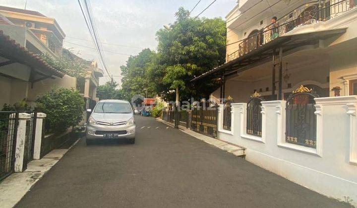 Rumah Cantik Baru Siap Huni Jalan Besar . 2