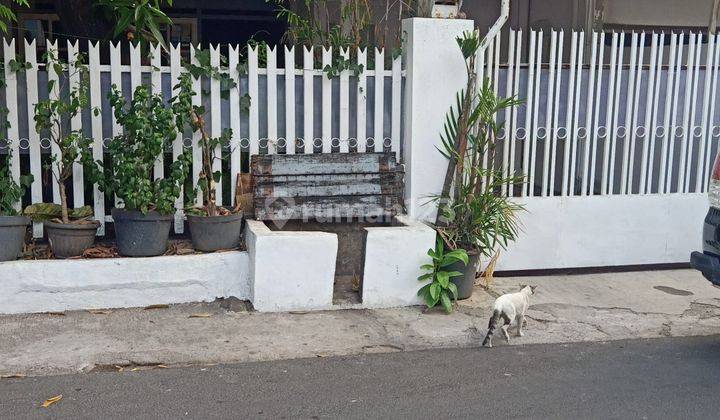 Rumah Lama Terawat samping Komplek Keuangan Tebet 2