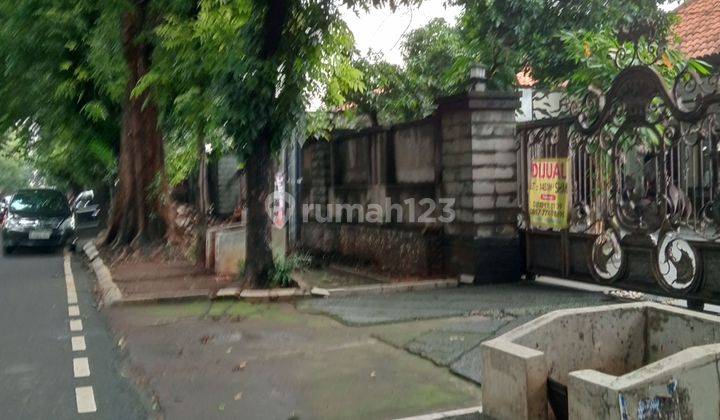 Rumah Lama Terawat lokasi Bagus dijual via Lelang 1Februari 2024. 2