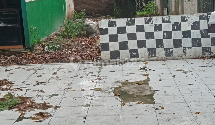 Rumah Lama Hitung Tanah Bisa Untuk Usaha Dan Indomaret Dll.