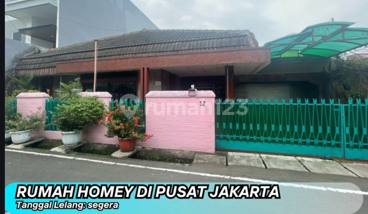 Rumah Strategis di Cideng Kec Gambir Jl. Lebar di Jual Via Lelang