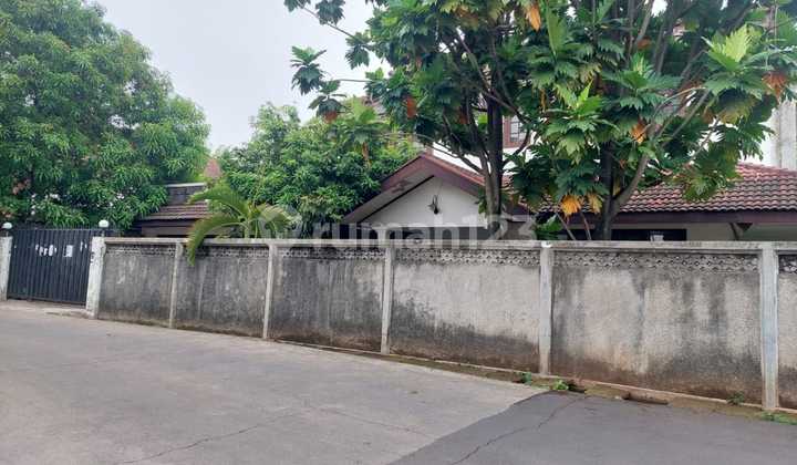 Rumah Dua Lantai Harga Murah Dijual Via Lelang