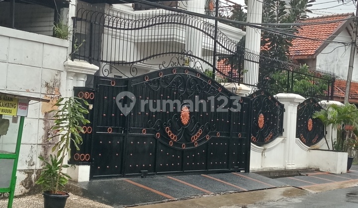 Rumah Lux Full Furnish Jalan Besar Dekat Pusat Perbelanjaan