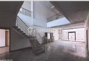 Rumah Mewah Dua Lantai Dijual Via Lelang Murah. 2
