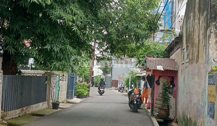 Tanah Kosong Siap Bangun Jalan Dua Mobil Dan Bebas Banjir. Tanah Kosong Siap Bangun Jalan Dua Mobil Dan Bebas Banjir.