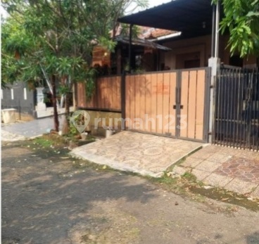 Habitable One-Story House For Sale Via Auction In The Complex. 2