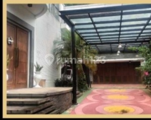 Rumah Dua Lantai Siap Huni Luas .Murah . di Jual Via Lelang 2