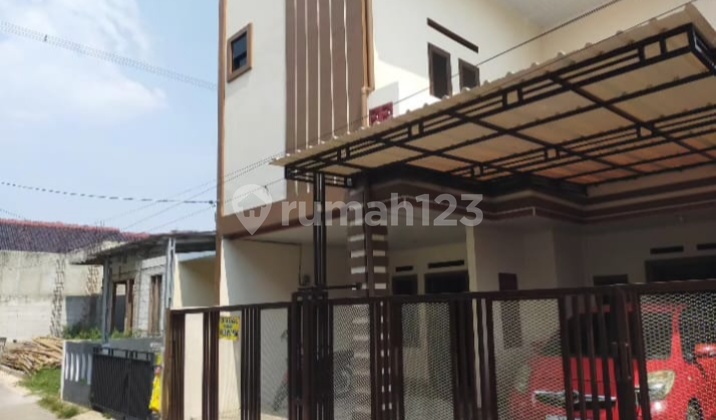 Rumah Baru Tiga Lantai Baru Jadi Srtategis Bebas Bajir 2