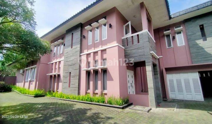 RUMAH MEWAH HARGA MURAH FULL FURNISH DI BANDUNG UTARA 1