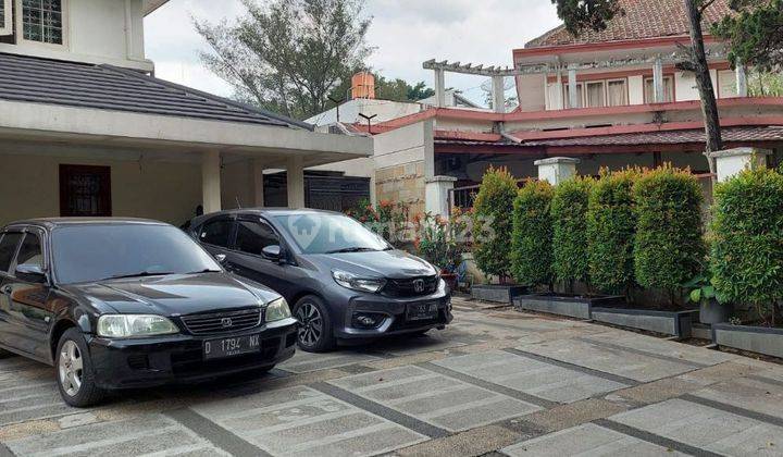DISEWA RUMAH MEWAH DIPATIUKUR BANDUNG COCOK UNTUK KANTOR DAN CAFE 3