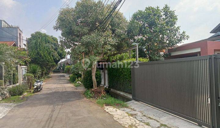 Rumah Bagus Unfurnished SHM di Setra Sari, Bandung 2