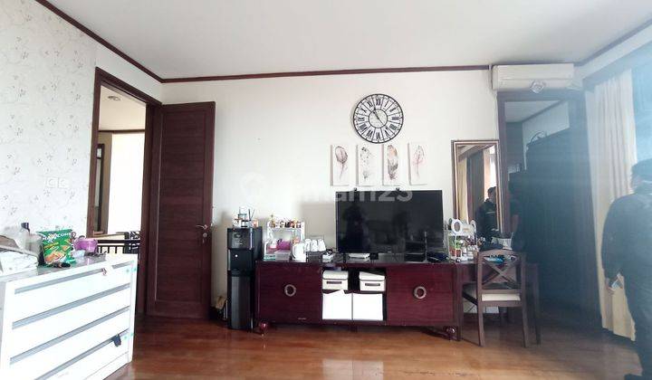 Rumah 2 Lantai Bagus Furnished SHM di Dago Resort, Bandung 2