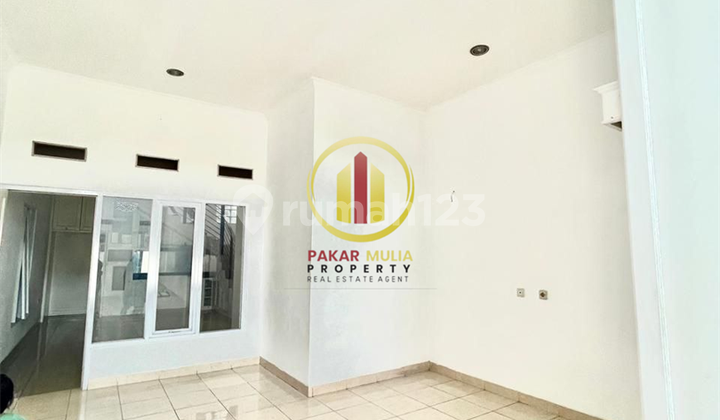 Nice Cheap Semi Furnished House with SHM in Cisaranten Arcamanik, Bandung 2