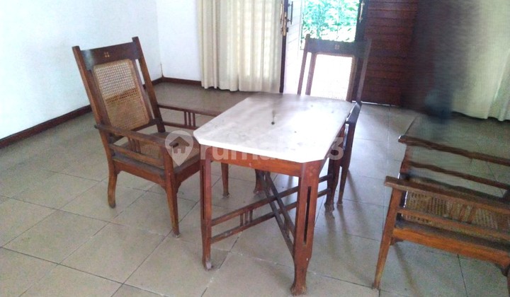 RUMAH TANAH LUAS DI CIUMBULEUIT BANDUNG UTARA ADA KOLAM RENANG 2