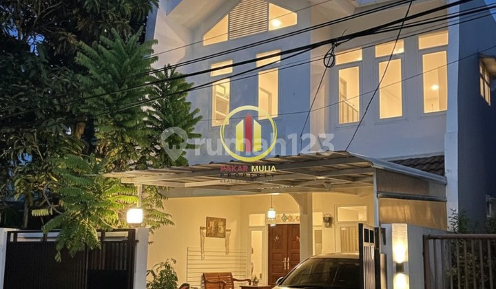 Rumah Mewah Terawat di Komplek Sanggar Kencana Buahbatu Bandung 2