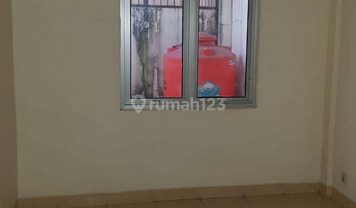 Disewakan cepat Ruko 2 lantai di Taman Surya 5, dekat Lottemart 5