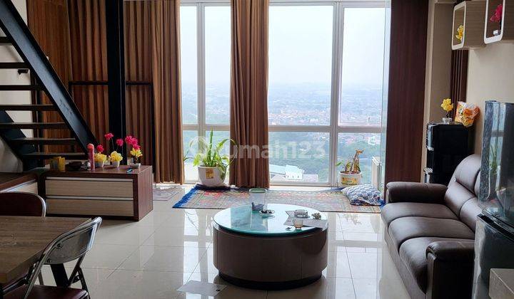 Disewakan cepat Apartemen Bizloft Soho furnished di Supermall Karawaci 1