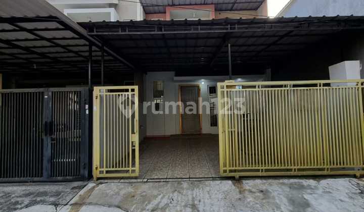 Ready-to-Occupy 2-Story House in Duta Garden Near Citra 8 and the Airport.