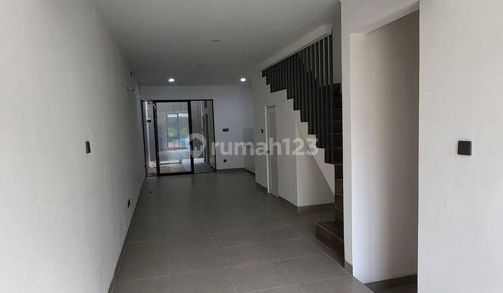 Dijual Cepat Rumah Baru 2 Lantai Di Green Ville, Kebun Jeruk 2