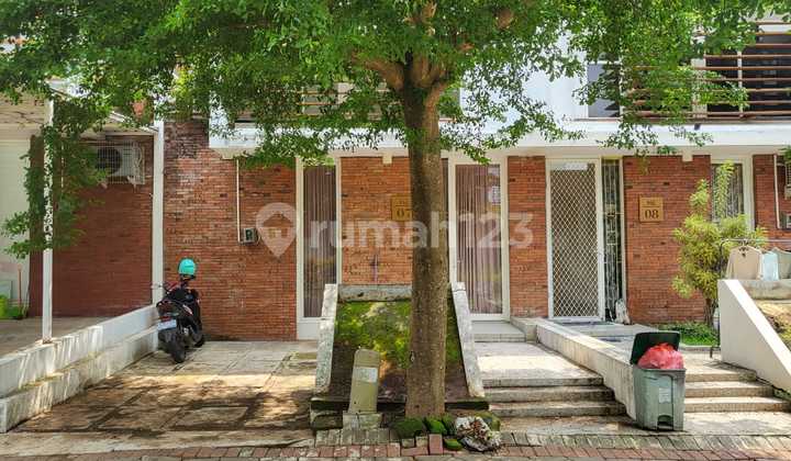 Semi-Furnished 1-Story House in The Oz Residence, Malang