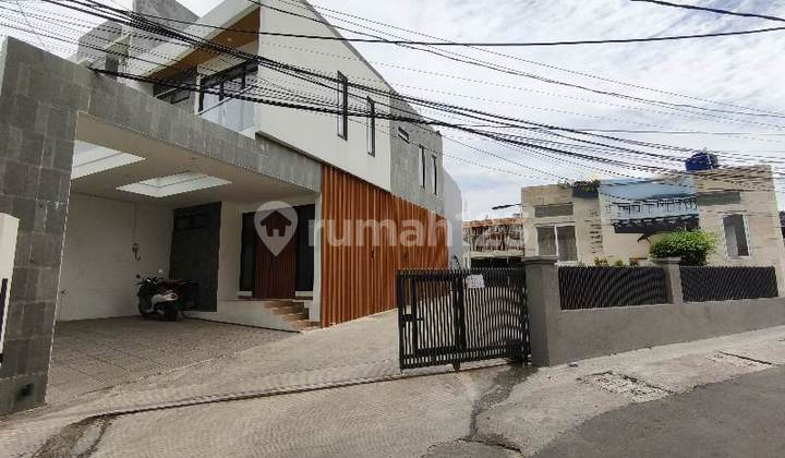 Dijual cepat Rumah baru 2 lantai di Sunrise Garden, Kedoya 1