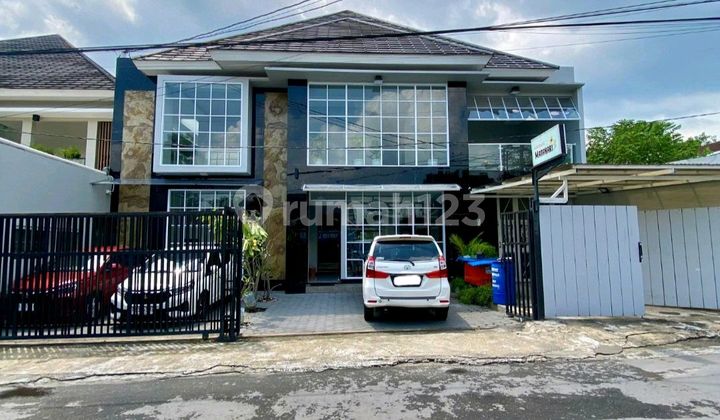 Exclusive Luxury Boarding House Near UII Campus