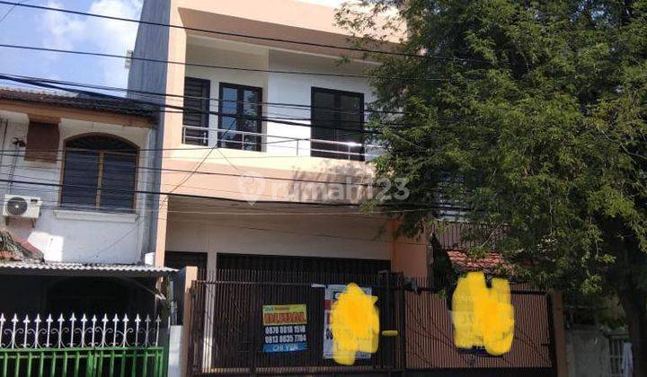 Dijual Rumah Di Pinggir Jalan Raya Kelapa Sawit, Kelapa Gading, Jakarta Utara 1