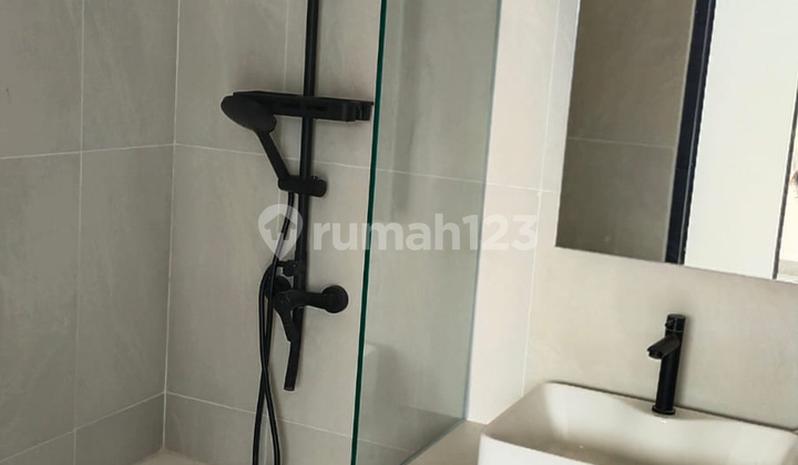 Dijual Rumah Baru Dengan Smart Door Lock, Desain Interior Di Kelapa Puyuh, Kelapa Gading, Jakarta Utara 2