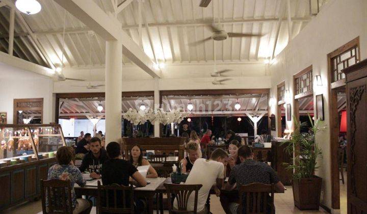 Over Kontrak Bangunan di Plawa Seminyak 8