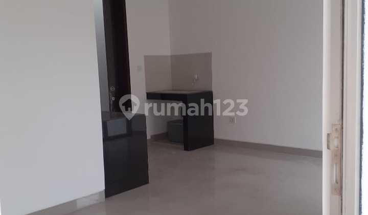 Disewakan murah rumah PIK2 baru ukuran 6x10 brand new termurah  2
