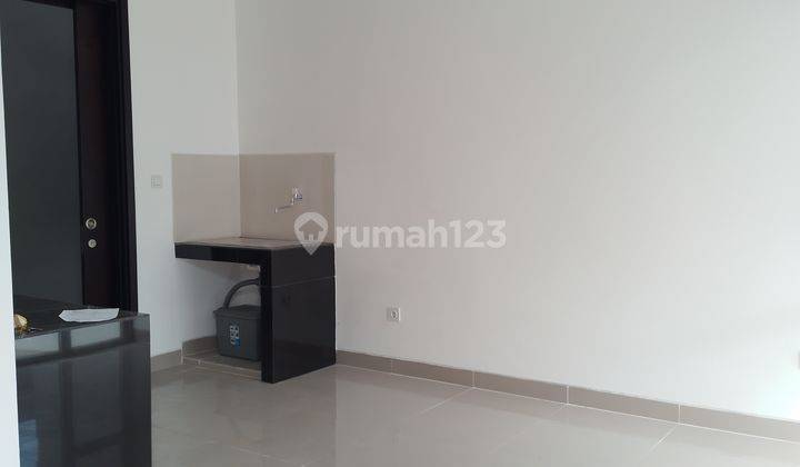 Disewakan murah rumah PIK2 baru ukuran 6x10 brand new termurah  3