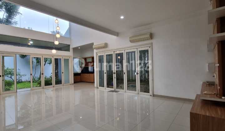 Alam Sutera Semi-Furnished House Ready to Move In 2