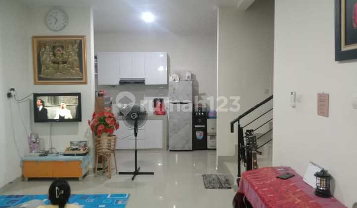 Rumah Bagus 2 lt Siap Huni SHM Mepet BSD, Tangerang