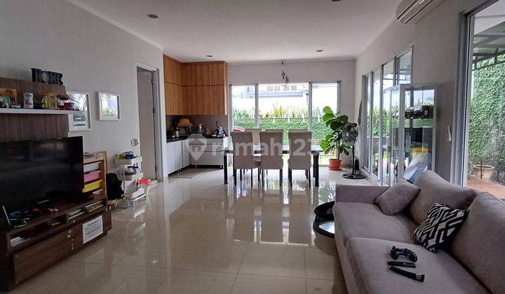 Jual Bu Rumah Shm De Park Bsd Siap Huni Konsep Villa 1