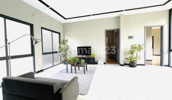 Cantik Banget Resort Style Pasti Suka Rumah Detached ,Shm, di BSD Tangerang
