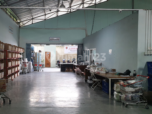 Gedung Siap Pakai di Serpong 15