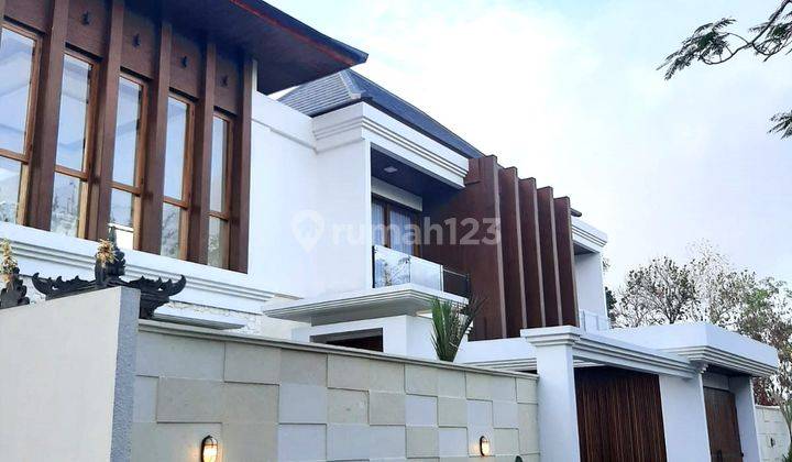 Luxurious and Comfortable Villa in Nusa Dua, South Kuta, Badung 1