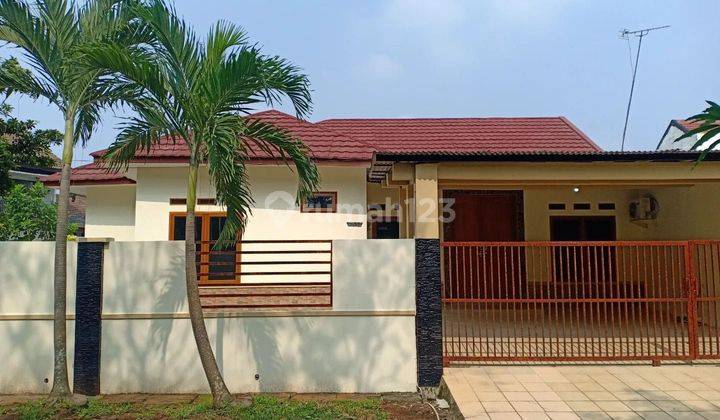 Dijual Rumah Hoek 1 Lantai dan Luas di Kencana Loka BSD  1